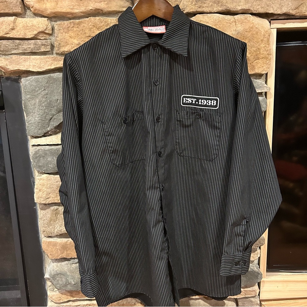 Authentic Mac tools, work shirt, Black‎ Striped Button-Up Shirt
